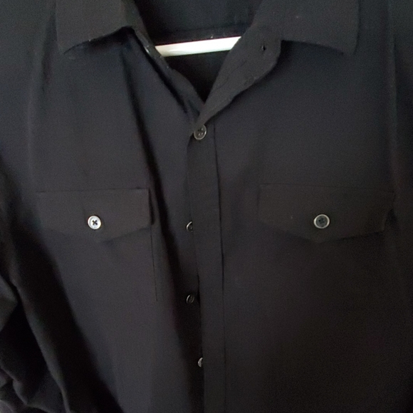 Beverly Hills Polo Club Button-down Shirt - Picture 5 of 5